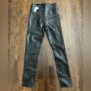 NWT Abercrombie & Fitch Vegan Leather Leggings